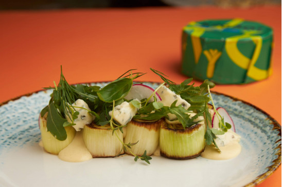 Lauch in Gorgonzola Käsesauce
